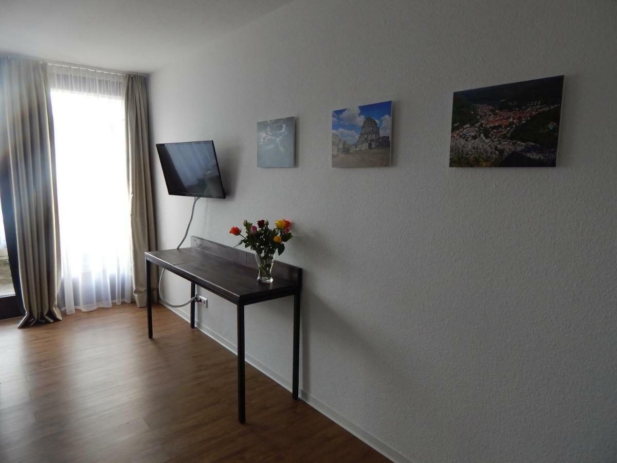 Free Apartment - Schoenblick Bad Urach Eksteriør bilde